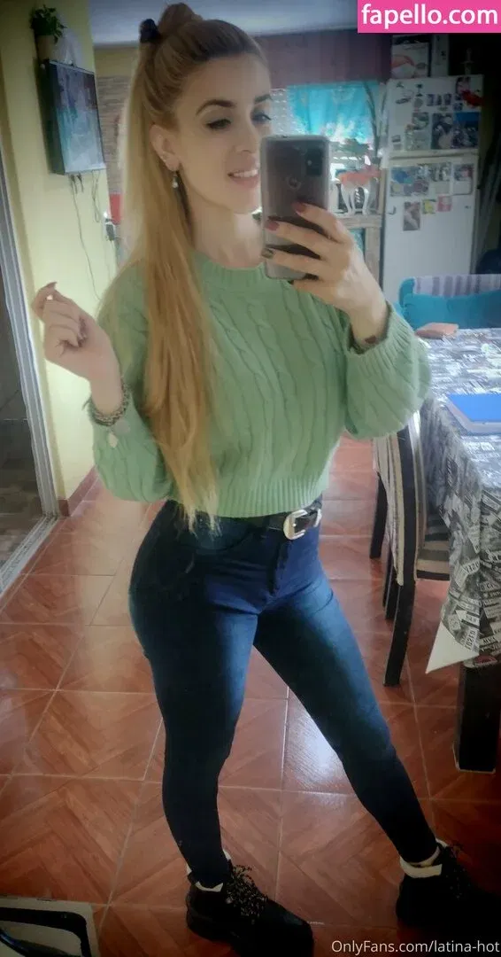 thedevilhot Onlyfans Photo Gallery 