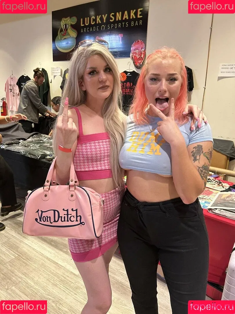Allie Katch Onlyfans Photo Gallery 