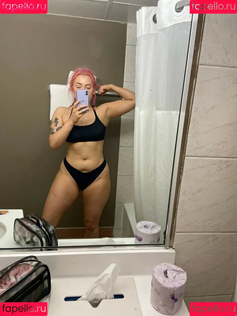 Allie Katch Onlyfans Photo Gallery 