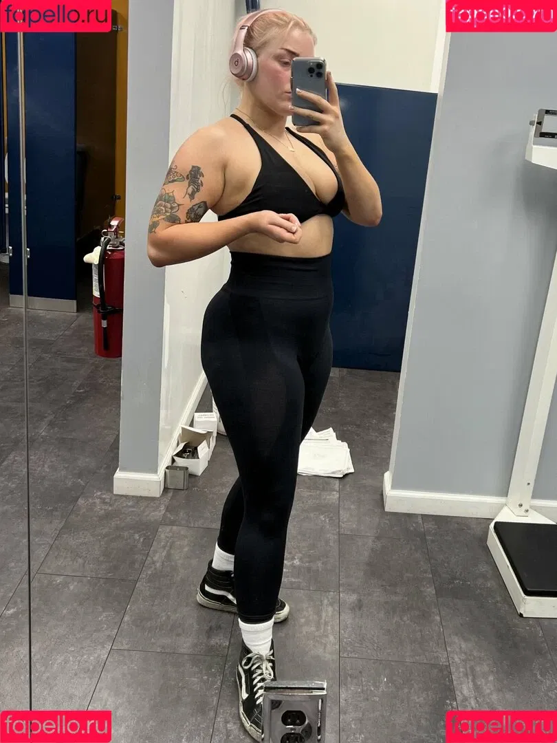 Allie Katch Onlyfans Photo Gallery 