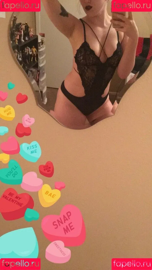 Allie Katch Onlyfans Photo Gallery 
