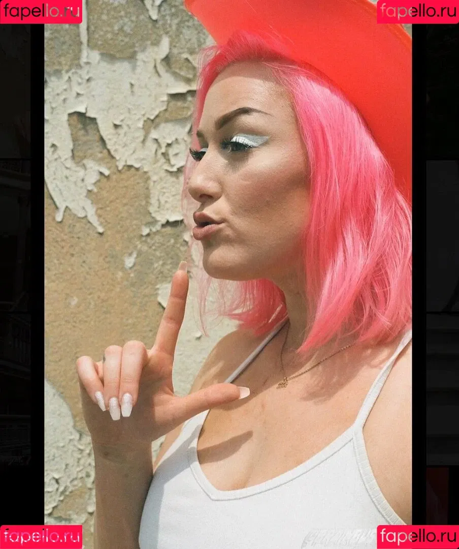 Allie Katch Onlyfans Photo Gallery 