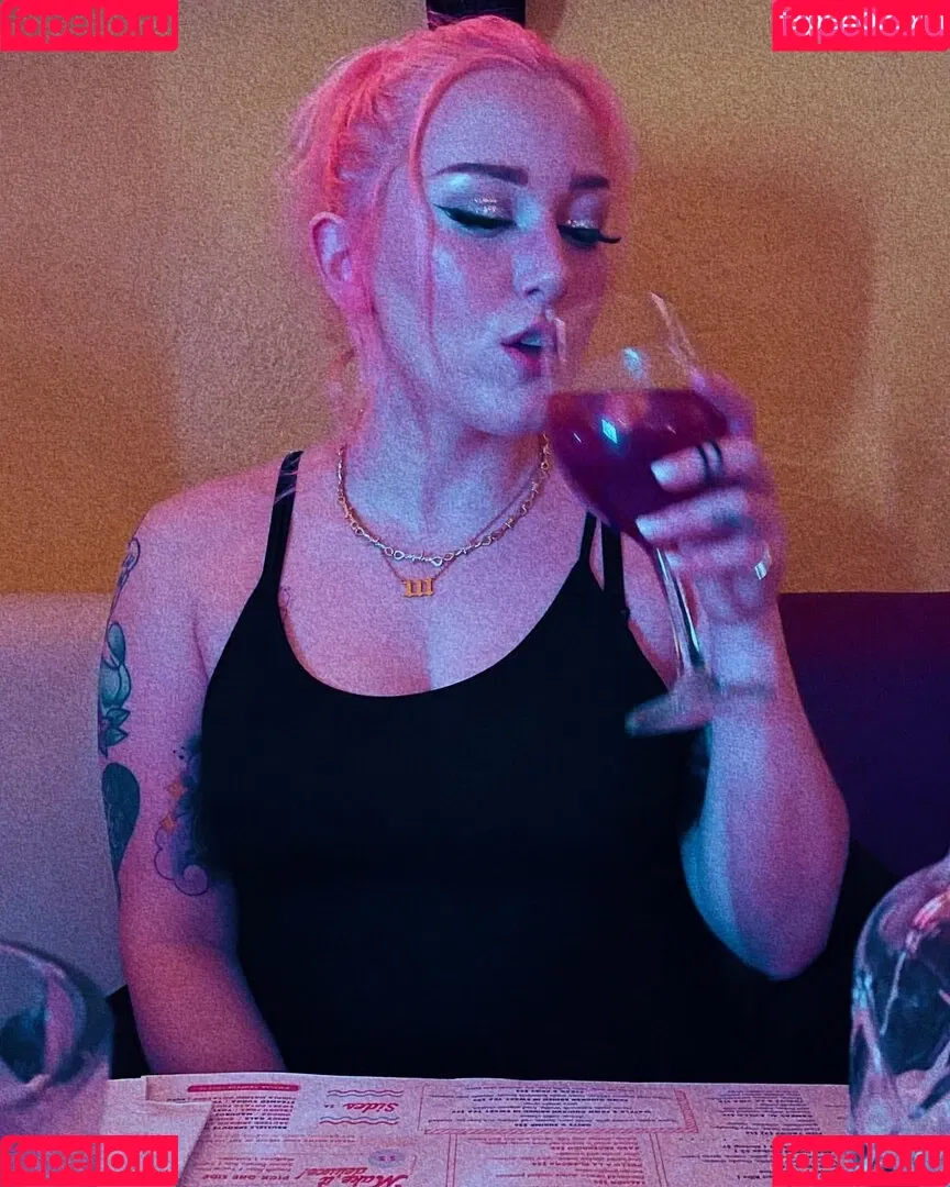 Allie Katch Onlyfans Photo Gallery 