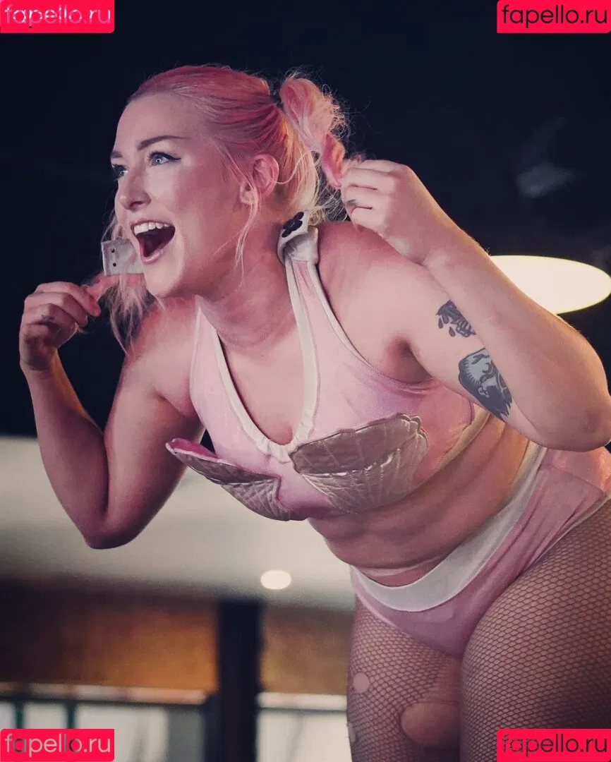 Allie Katch Onlyfans Photo Gallery 