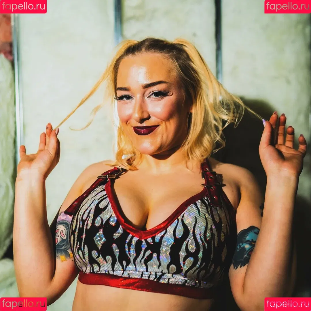 Allie Katch Onlyfans Photo Gallery 