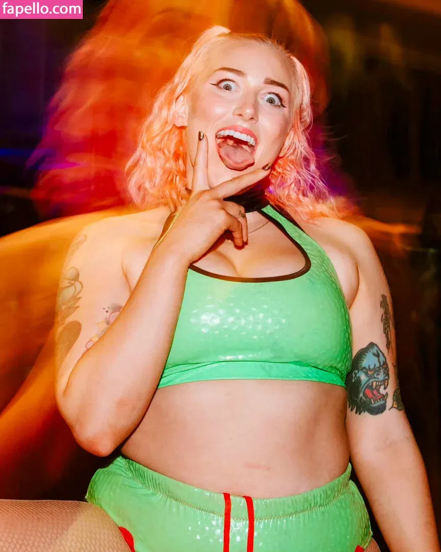 Allie Katch Onlyfans Photo Gallery 