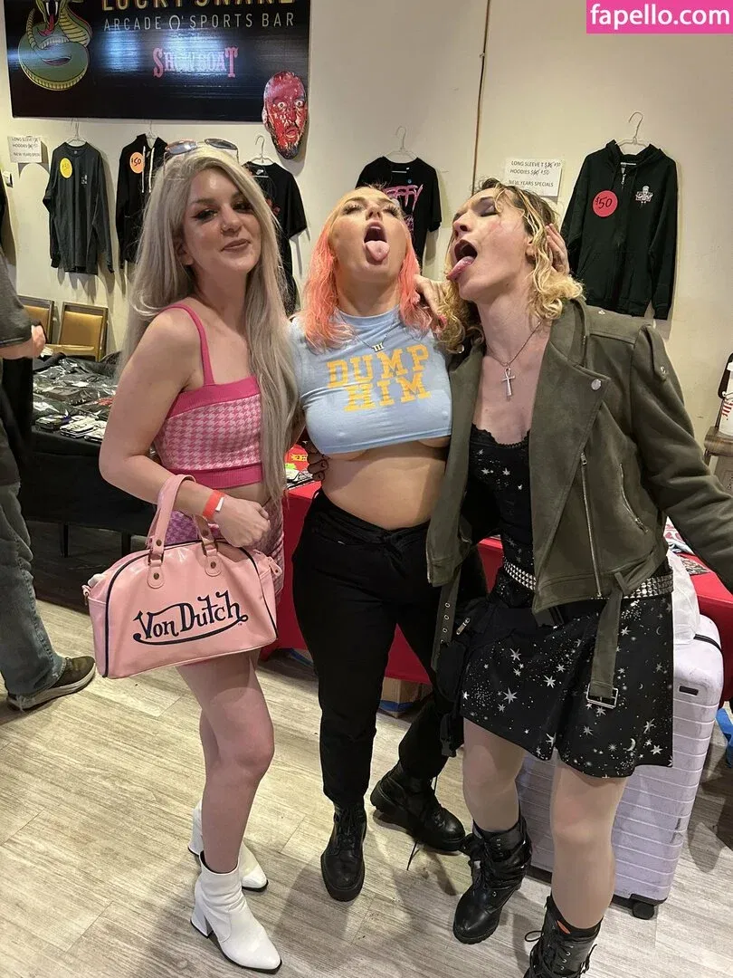 Allie Katch Onlyfans Photo Gallery 