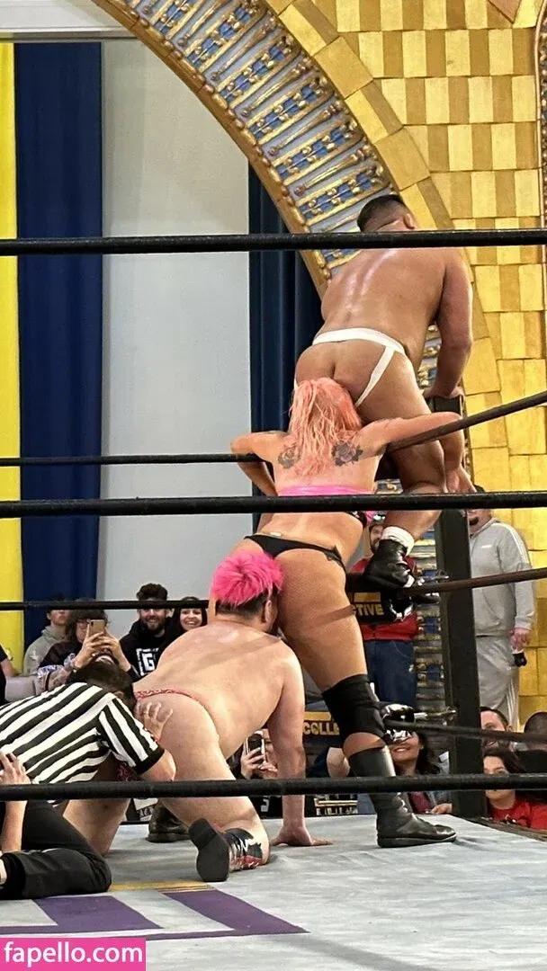 Allie Katch Onlyfans Photo Gallery 