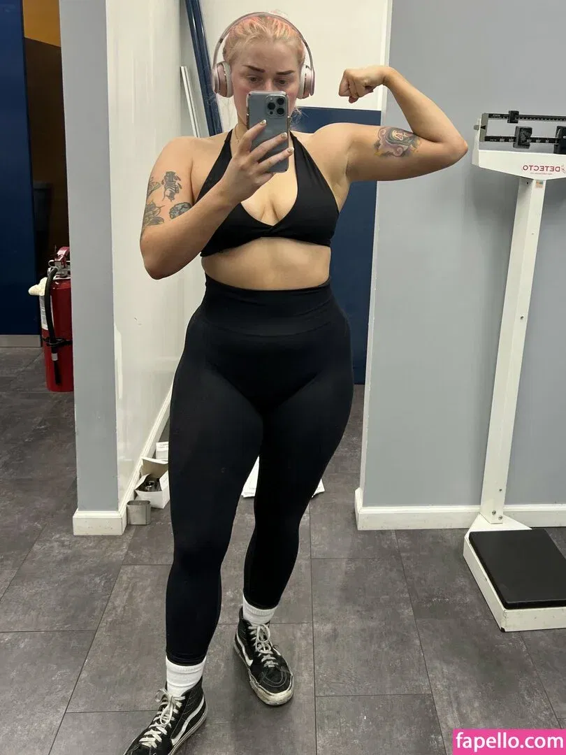 Allie Katch Onlyfans Photo Gallery 