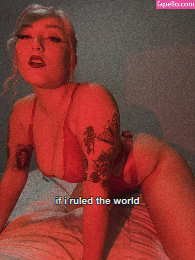 Allie Katch Onlyfans Photo Gallery 