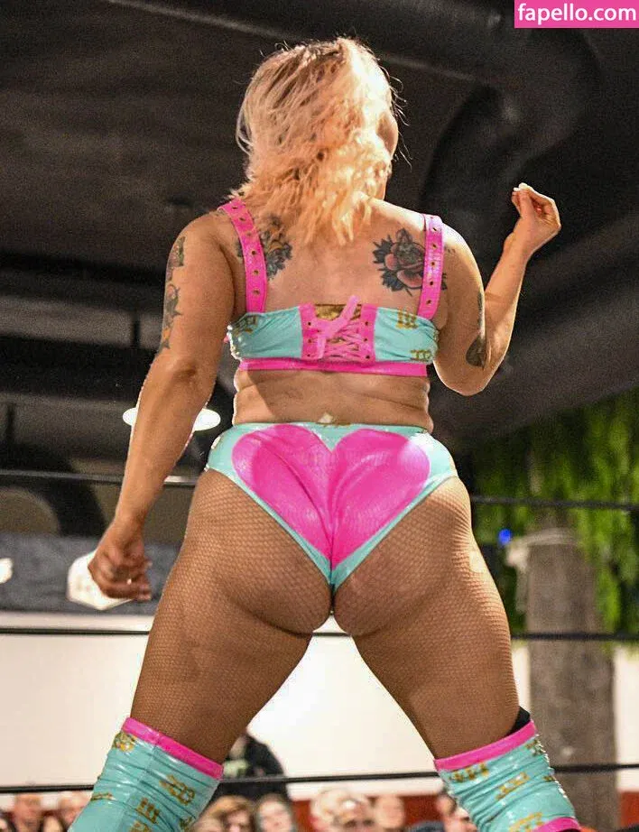 Allie Katch Onlyfans Photo Gallery 