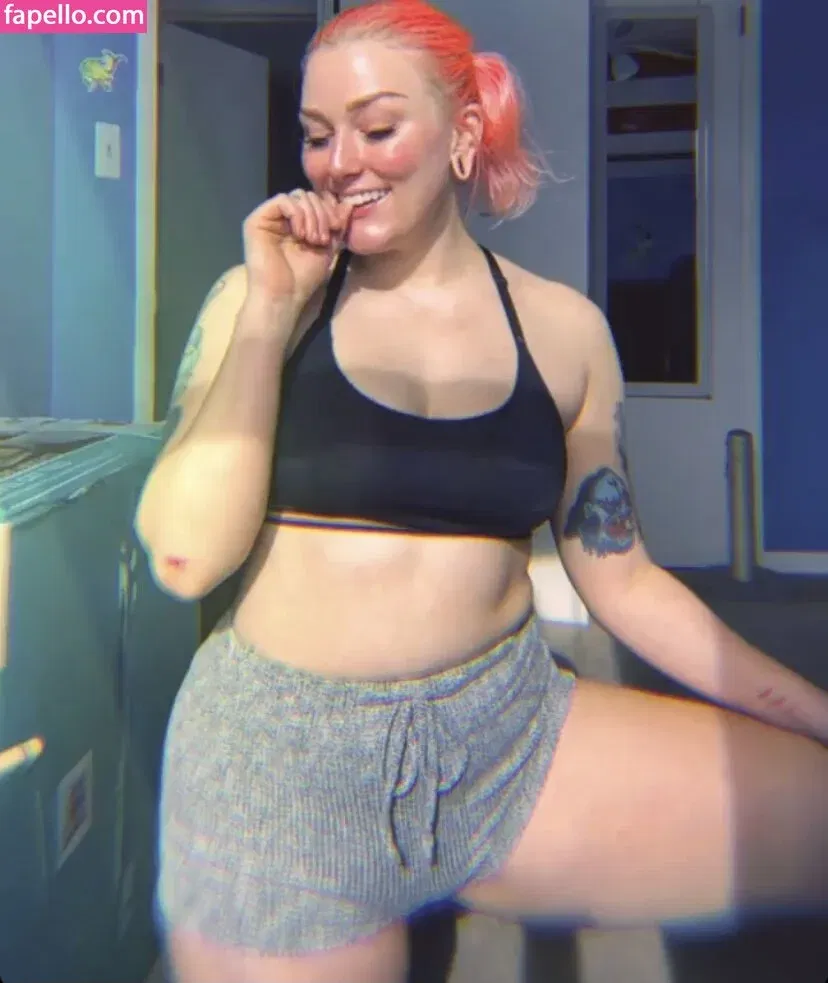 Allie Katch Onlyfans Photo Gallery 