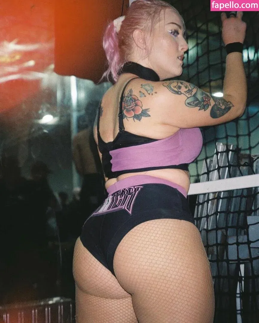 Allie Katch Onlyfans Photo Gallery 