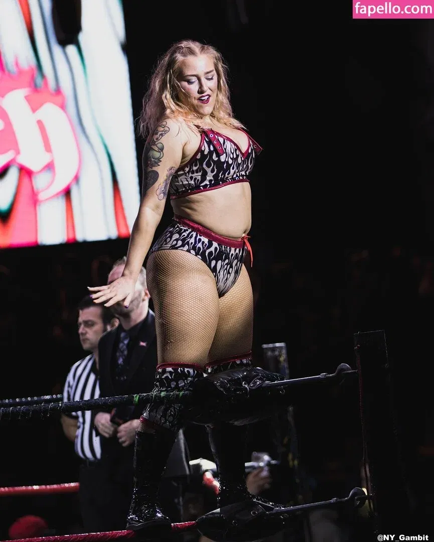 Allie Katch Onlyfans Photo Gallery 