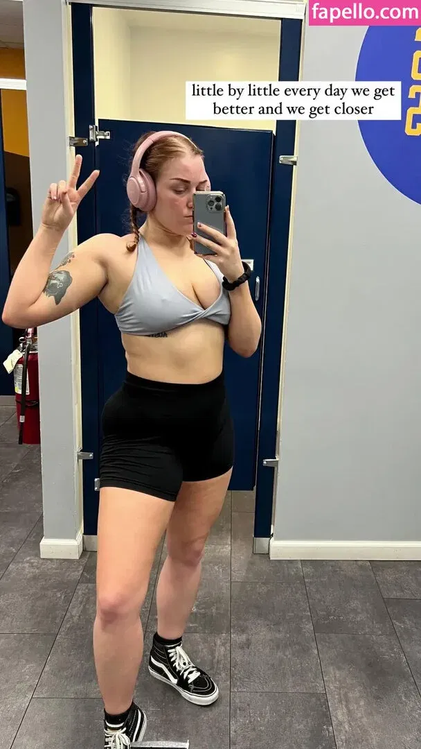 Allie Katch Onlyfans Photo Gallery 