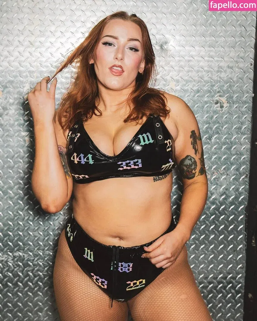 Allie Katch Onlyfans Photo Gallery 