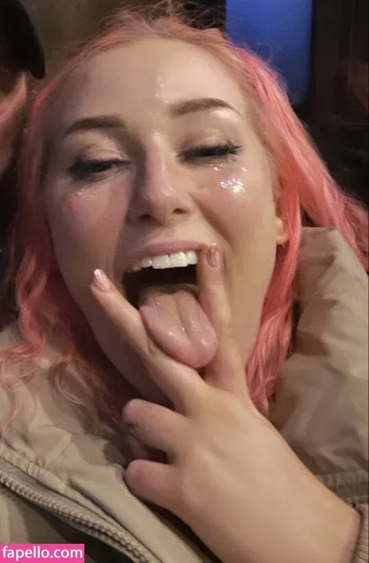 Allie Katch Onlyfans Photo Gallery 