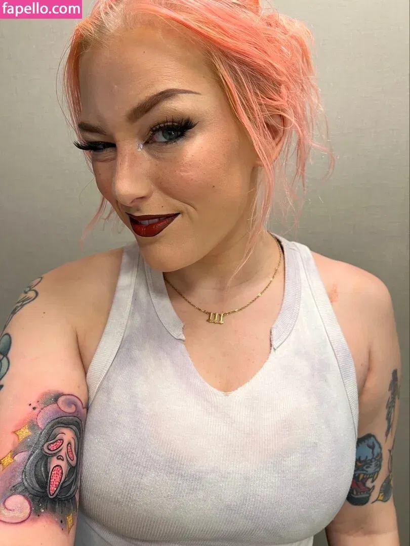 Allie Katch Onlyfans Photo Gallery 