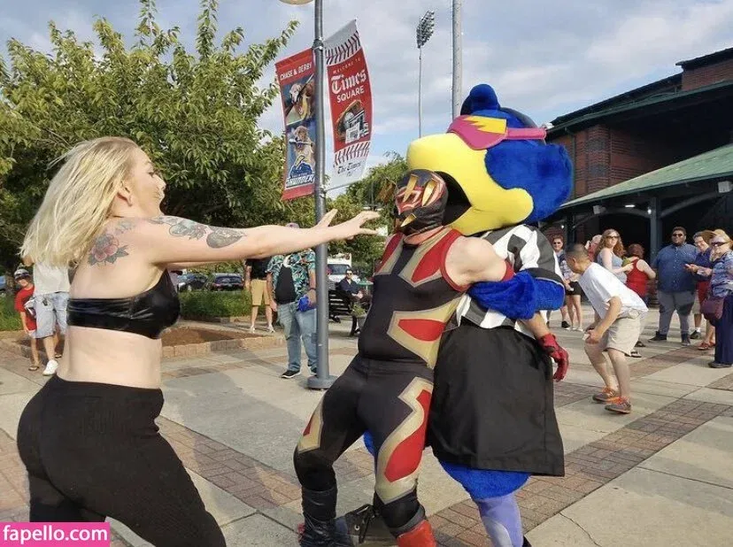 Allie Katch Onlyfans Photo Gallery 