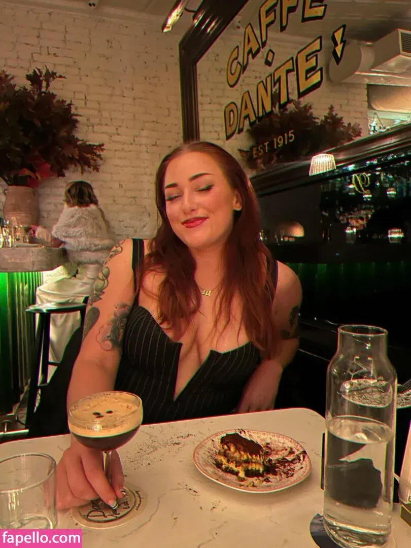 Allie Katch Onlyfans Photo Gallery 