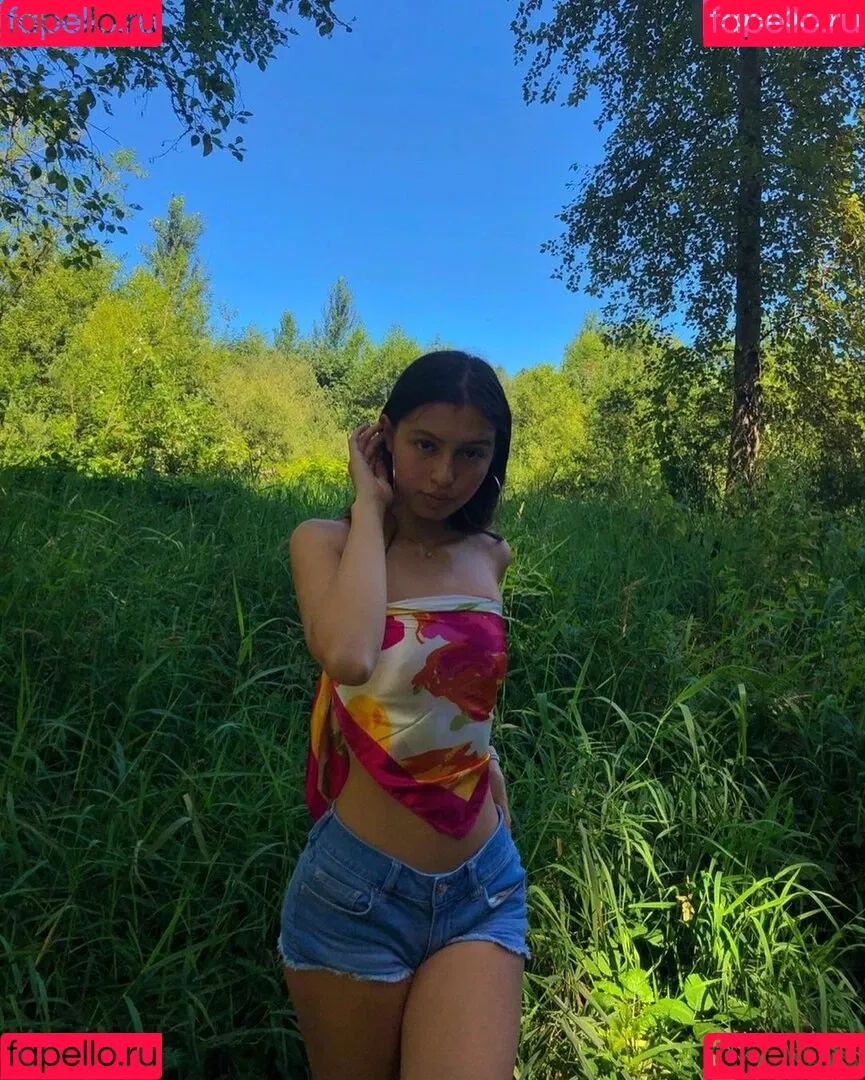 Lucia Manfredi Onlyfans Photo Gallery 