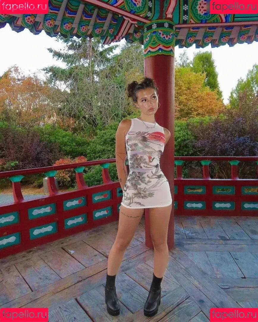 Lucia Manfredi Onlyfans Photo Gallery 