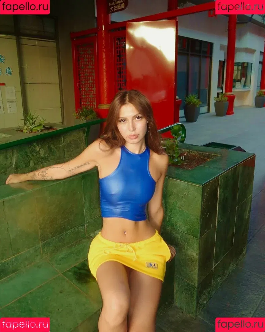 Lucia Manfredi Onlyfans Photo Gallery 