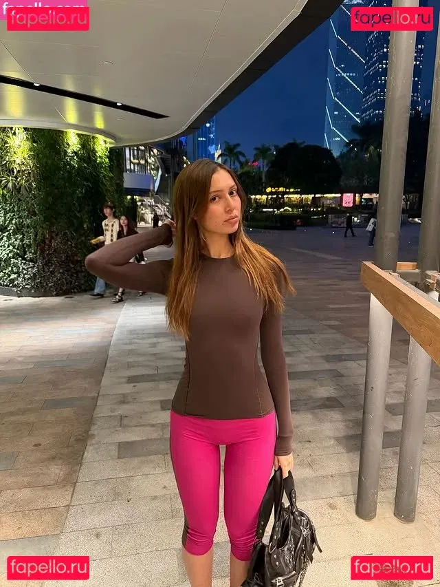 Lucia Manfredi Onlyfans Photo Gallery 