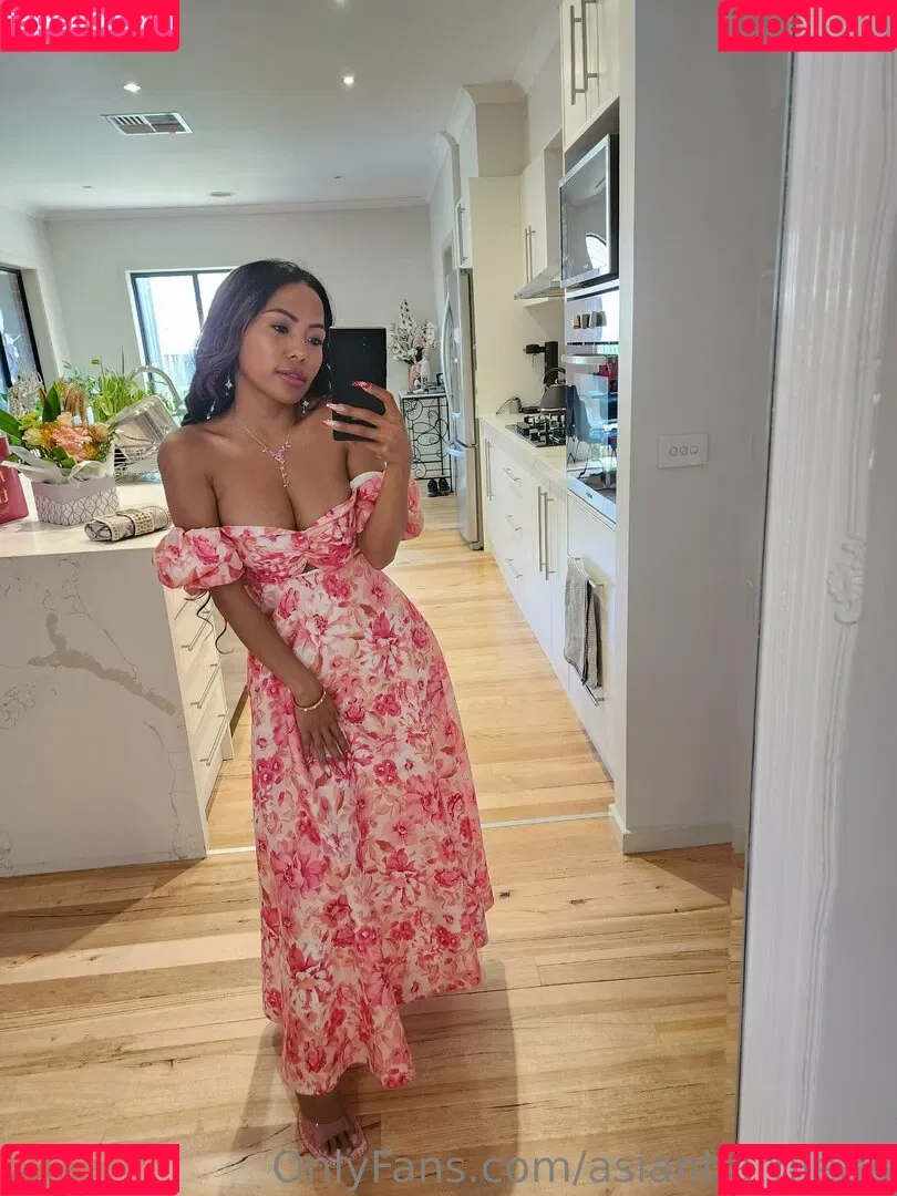 asianbarbie88 Onlyfans Photo Gallery 