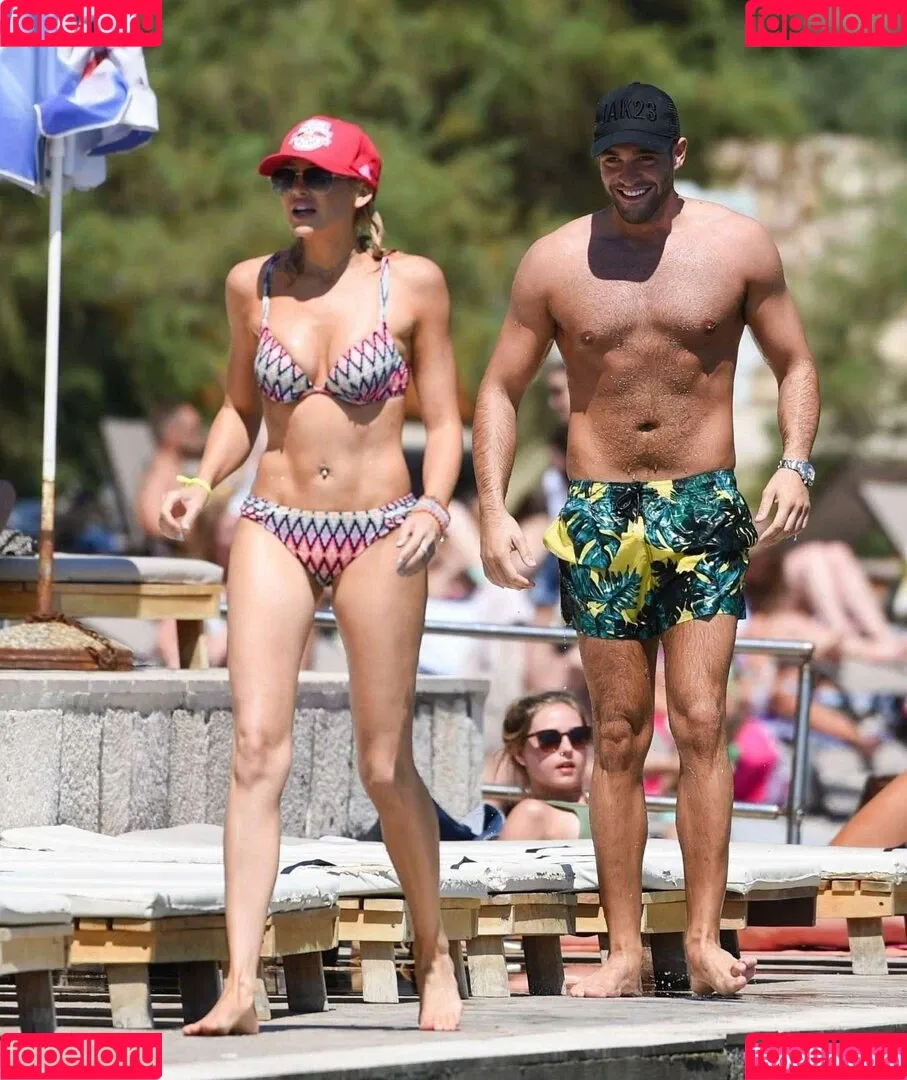 Stephanie Pratt Onlyfans Photo Gallery 