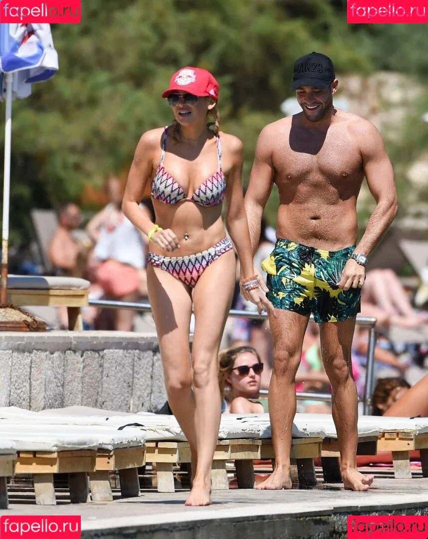 Stephanie Pratt Onlyfans Photo Gallery 