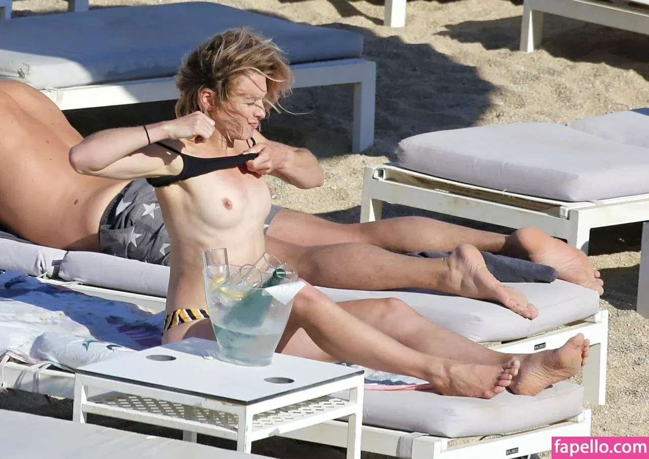 Stephanie Pratt Onlyfans Photo Gallery 