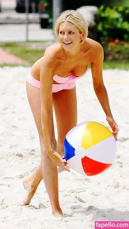 Stephanie Pratt Onlyfans Photo Gallery 