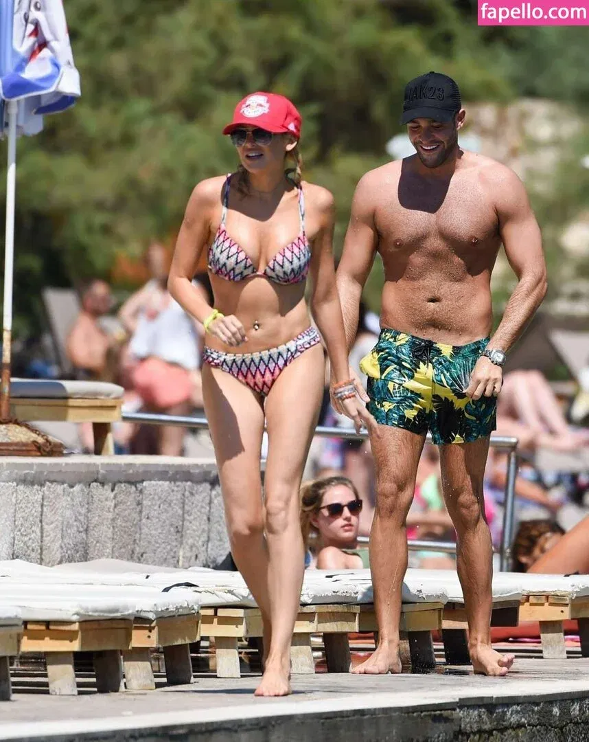 Stephanie Pratt Onlyfans Photo Gallery 