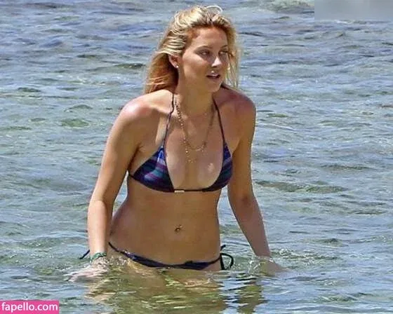 Stephanie Pratt Onlyfans Photo Gallery 