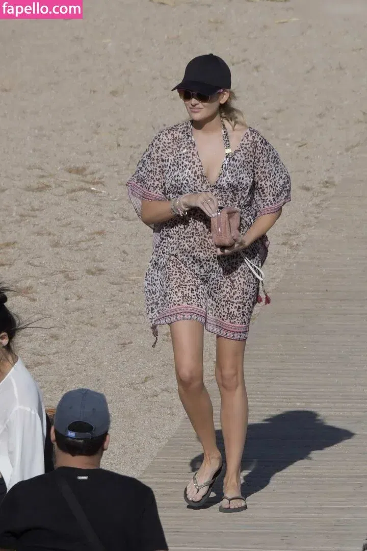 Stephanie Pratt Onlyfans Photo Gallery 