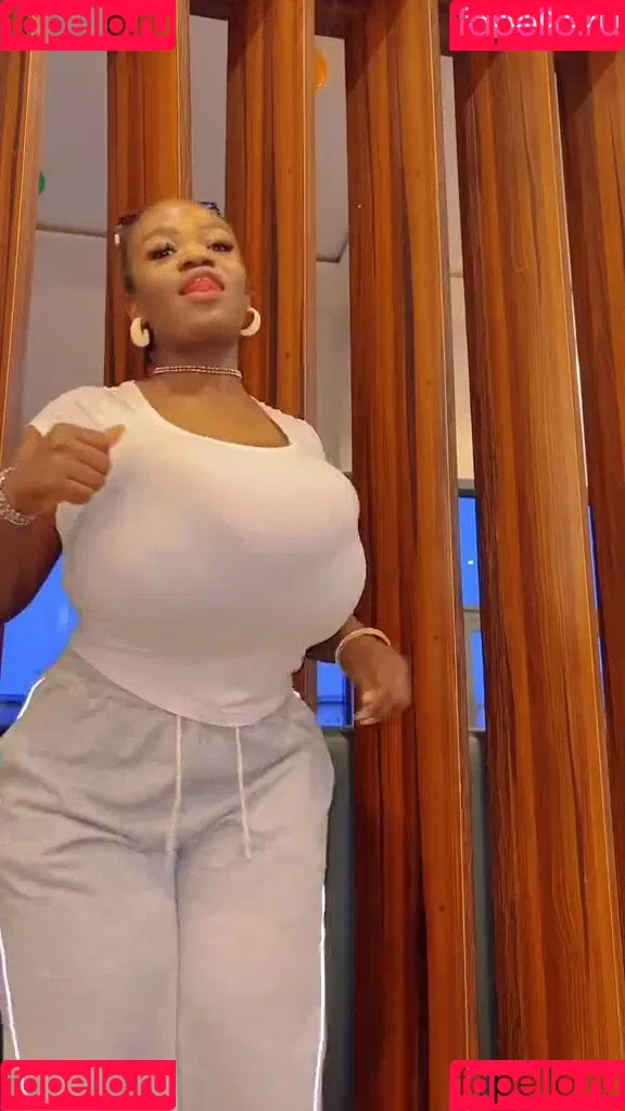 Chanel La Croix Onlyfans Photo Gallery 