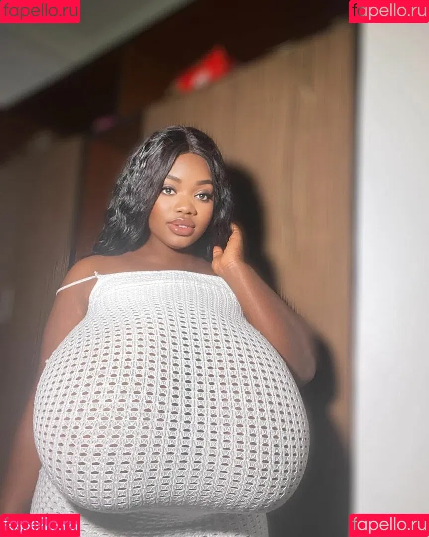 Chanel La Croix Onlyfans Photo Gallery 