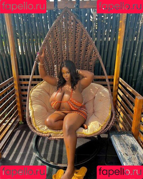 Chanel La Croix Onlyfans Photo Gallery 