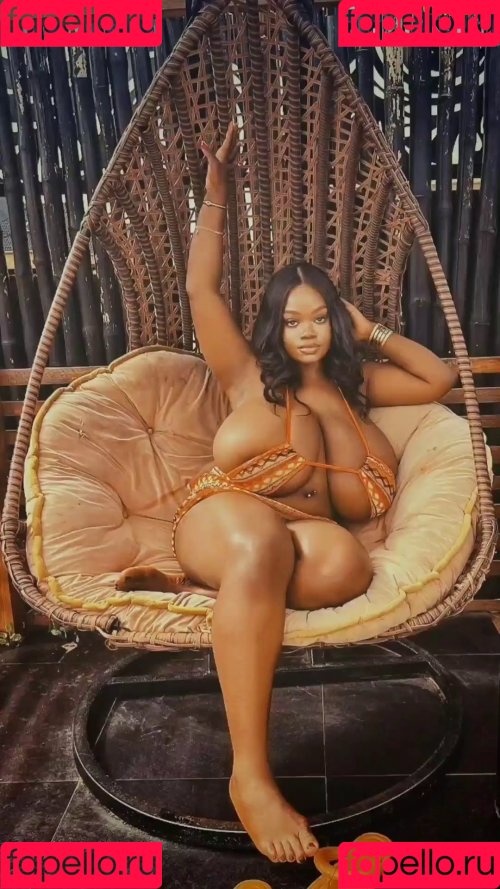 Chanel La Croix Onlyfans Photo Gallery 