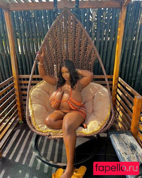 Chanel La Croix Nude Onlyfans Photo 24