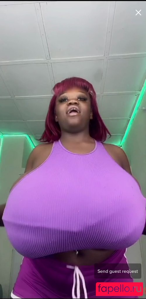 Chanel La Croix Nude Onlyfans Photo 9