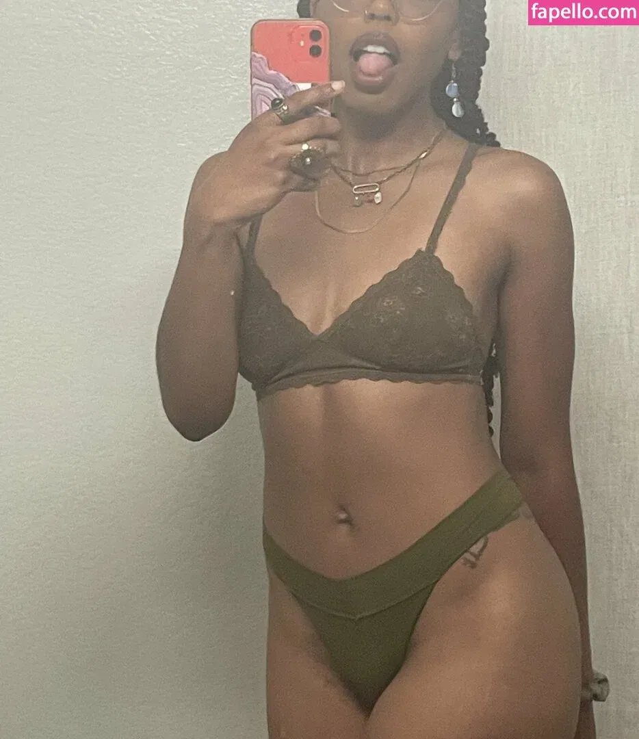 asokah_xxx Onlyfans Photo Gallery 