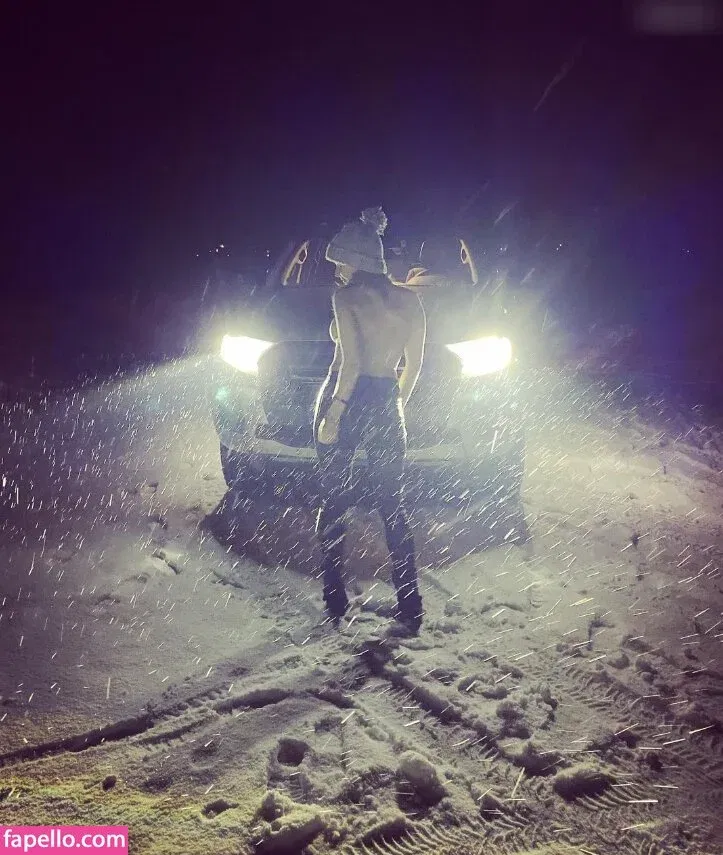 diewillnurwein Onlyfans Photo Gallery 