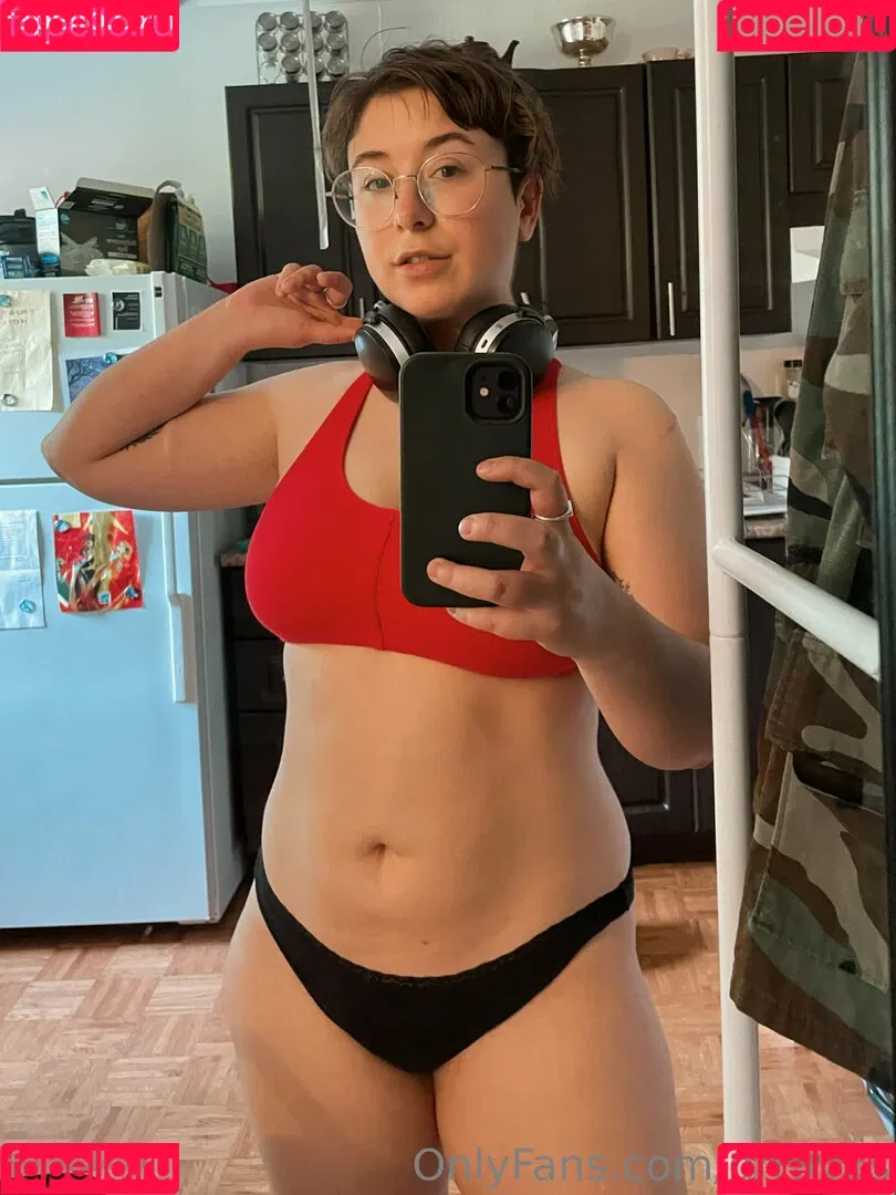 grraves Onlyfans Photo Gallery 