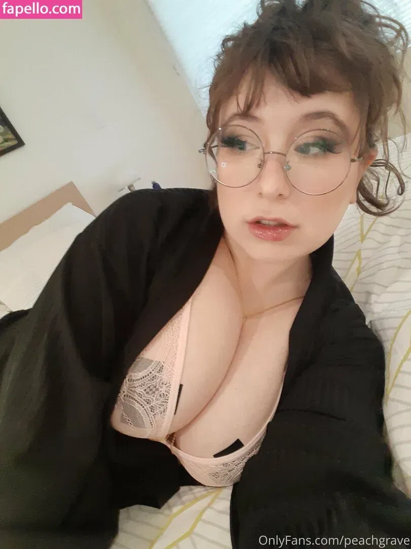 grraves Onlyfans Photo Gallery 