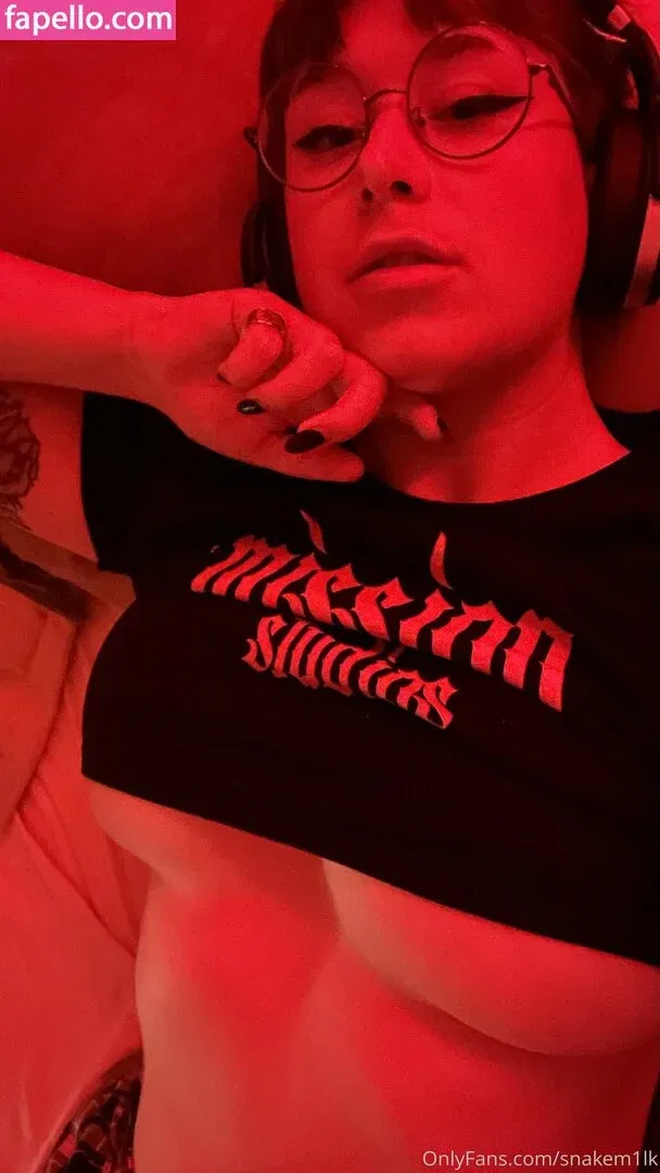 grraves Onlyfans Photo Gallery 