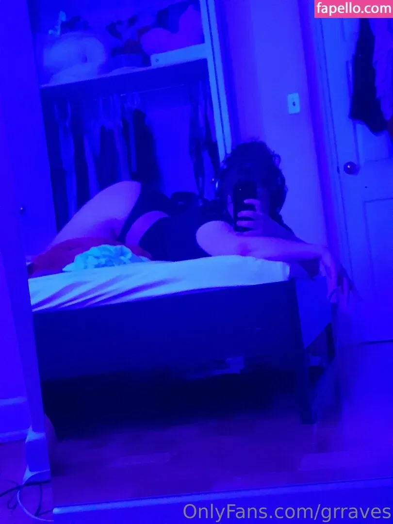 grraves Onlyfans Photo Gallery 