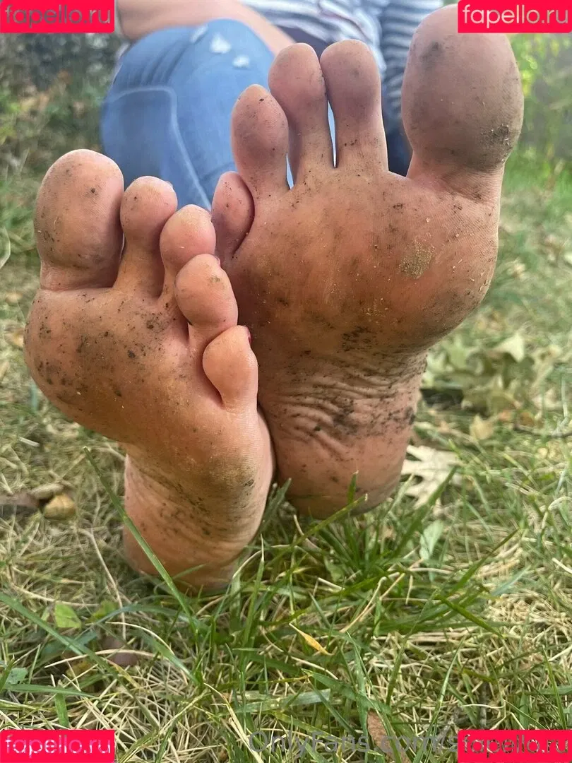 solelygia Onlyfans Photo Gallery 