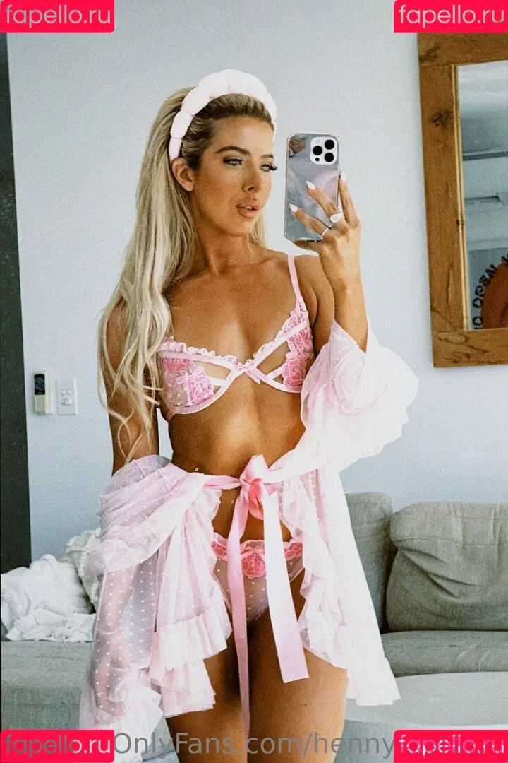 henny_moody Onlyfans Photo Gallery 
